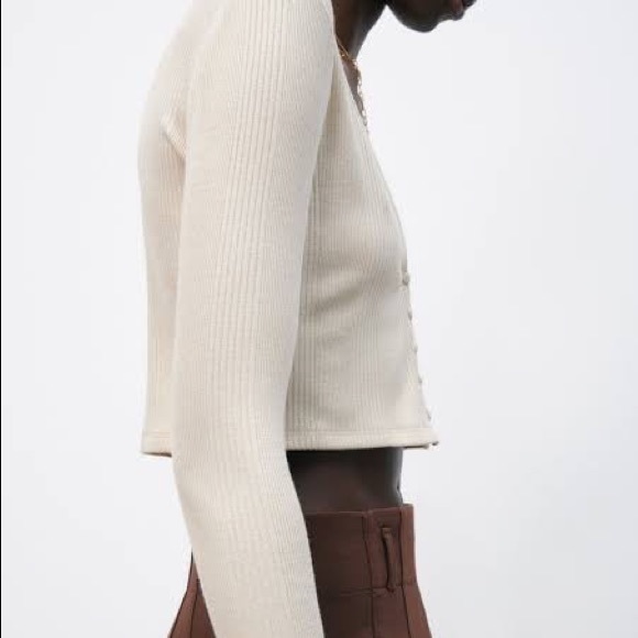 [ ₹790 ] Zara Cropped Ribbed Top - Picture 5 of 5